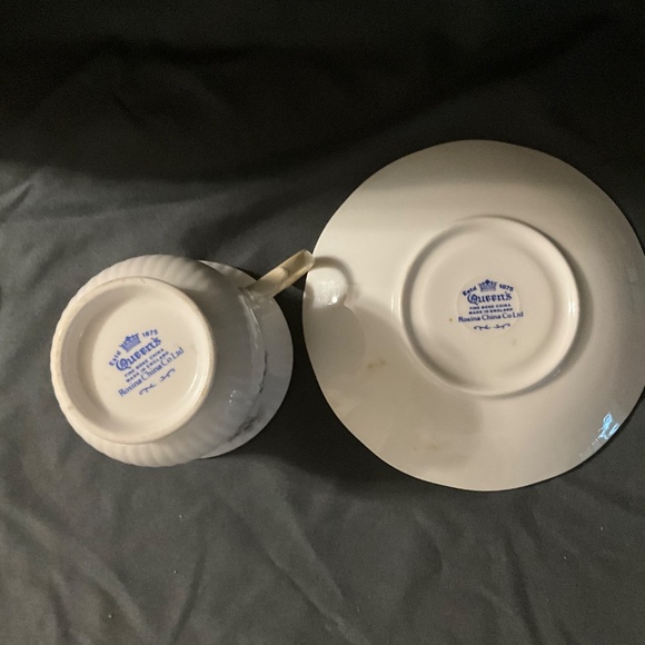 Queen’s China/Rosina China CO English Tea Cup & Saucer - Picture 3 of 3